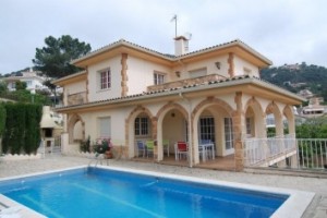 Magnifique villa avec piscine en Espagne