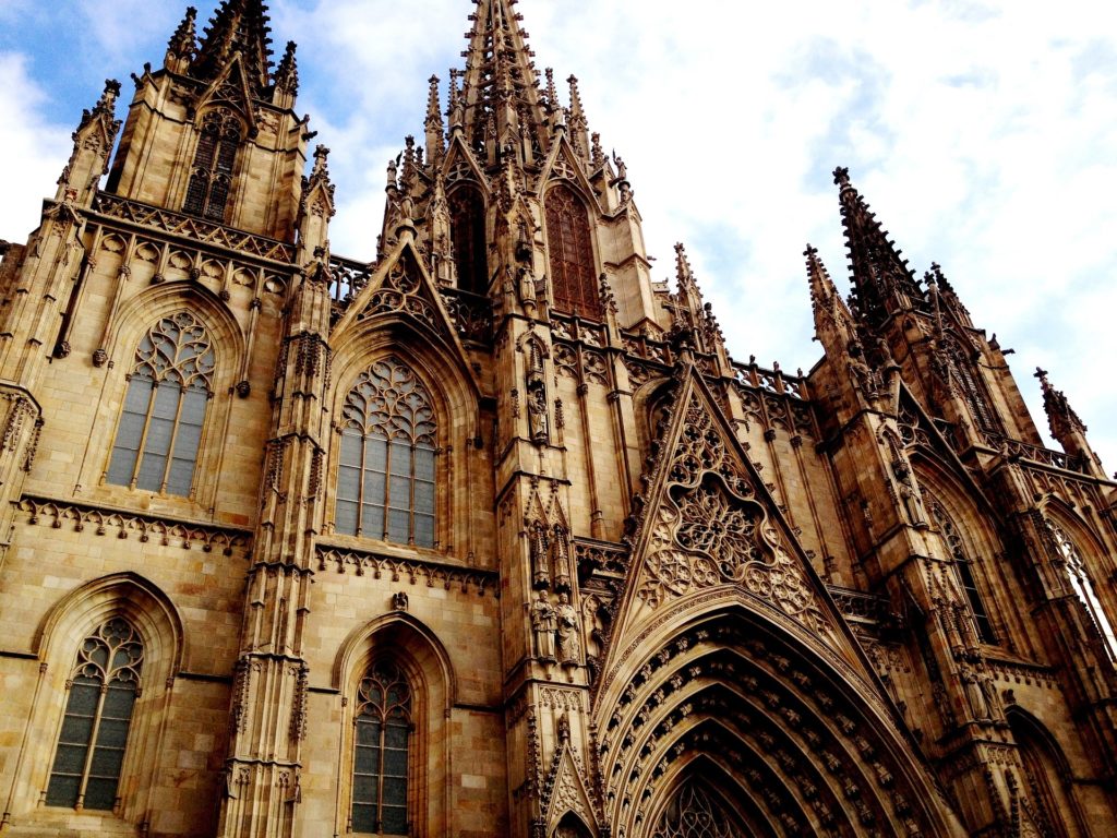 La Catedral Del Mar Histoire Vraie Visite à Barcelone: 3 jours pour y traîner vos ados ! - Club Villamar