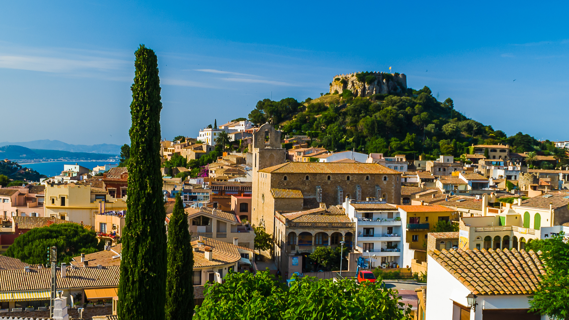 L’attribut alt de cette image est vide, son nom de fichier est Pals-Costa-Brava.jpg.