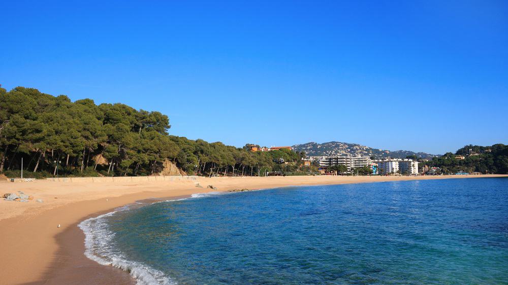 La belle plage de Fenals à Lloret de Mar